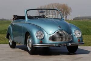 Image 44/50 of Dyna-Veritas Cabriolet (1952)