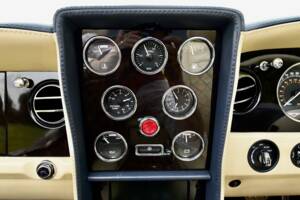 Imagen 50/50 de Bentley Azure Mulliner (2003)
