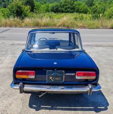 Image 8/50 of Alfa Romeo 2000 Berlina (1972)