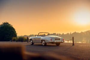 Image 5/9 de Mercedes-Benz 190 SL (1961)