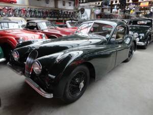 Bild 33/46 von Jaguar XK 120 FHC (1953)
