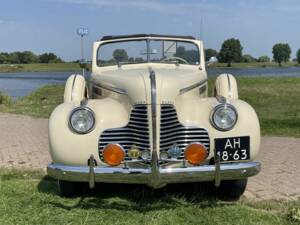 Image 3/8 of Buick Special Serie 40 (1940)