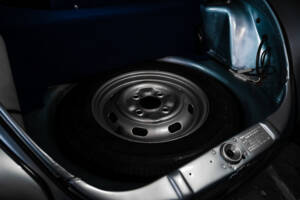 Bild 14/33 von Volkswagen Käfer 1303 LS (1973)