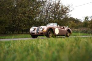 Image 19/50 of Jaguar XK 120 OTS (1950)