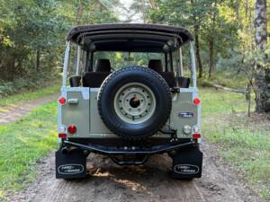 Bild 20/31 von Land Rover Defender 110 (2005)