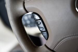 Bild 13/32 von Jaguar XJ 8 3.5 (2005)
