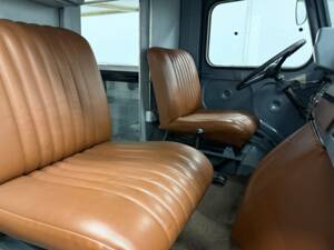 Bild 15/22 von Citroën HY (1972)