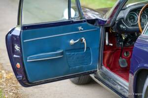 Image 5/63 of Maserati Mistral 4000 (1966)