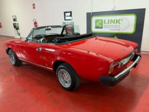 Image 25/50 de FIAT 124 Spider CS1 (1978)