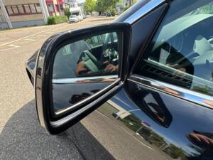 Bild 40/99 von BMW 650i (2007)