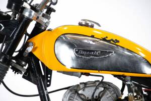 Bild 13/50 von Ducati 250 Scrambler (1971)