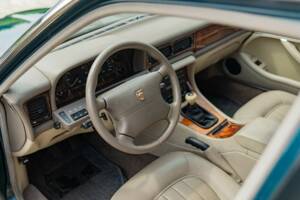 Obraz 41/50 pojazdu Jaguar XJ6 3.2 (1995)