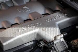 Bild 23/50 von Aston Martin V12 Vanquish S (2005)