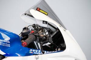 Image 30/50 de Honda DUMMY (2004)