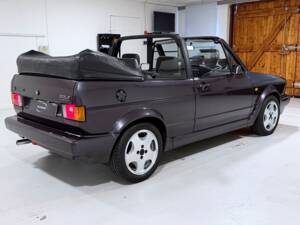 Image 7/22 of Volkswagen Golf Mk I Convertible 1.8 (1993)