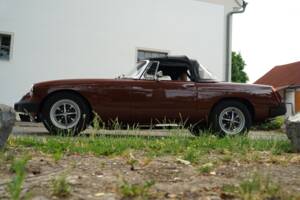 Image 15/100 of MG MGB (1978)