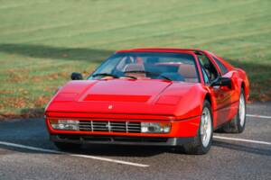 Afbeelding 41/41 van Ferrari 328 GTS (1989)