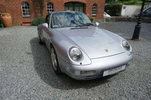 Image 4/20 of Porsche 911 Carrera (1996)