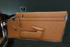 Bild 23/50 von Mercedes-Benz 280 SL (1971)