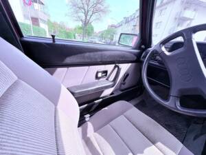Image 14/32 of Audi 80 1.6 (1986)