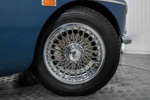 Bild 47/50 von MG MGC GT (1969)