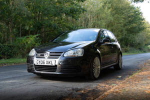 Imagen 2/18 de Volkswagen Golf V 3.2 R32 (2006)