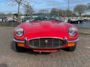 Imagen 2/8 de Jaguar E-Type V12 (1971)