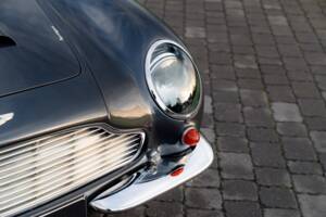 Image 16/79 of Aston Martin DB 6 (1968)