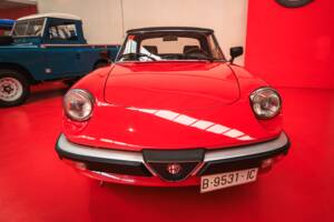 Image 7/24 of Alfa Romeo 2.0 Spider (1987)