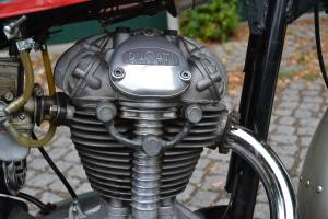 Immagine 11/34 di Ducati DUMMY (1969)