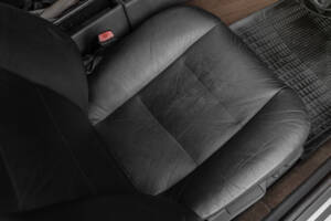 Image 21/34 of BMW 750iL (1989)