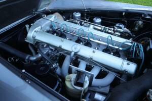 Bild 41/50 von Aston Martin DB 6 (1968)