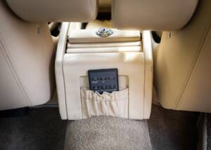 Imagen 10/24 de Rolls-Royce Flying Spur (1994)