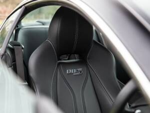 Bild 15/50 von Aston Martin DBS (2010)