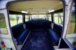 Image 12/14 of Land Rover 109 (1971)