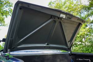 Immagine 58/60 di Mercedes-Benz 420 SL (1987)