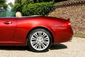 Image 20/50 of Jaguar XK (2011)