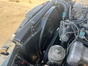 Image 50/77 of Mercedes-Benz 380 SEC (1982)