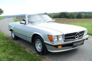 Image 15/37 de Mercedes-Benz 450 SL (1978)