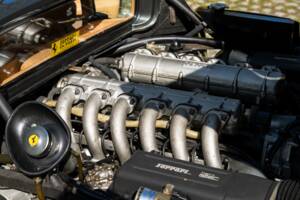 Image 21/27 of Ferrari 512 BBi (1984)