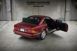 Bild 33/99 von Mercedes-Benz SL 320 (1995)