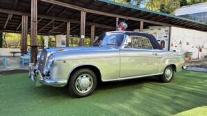 Image 47/61 de Mercedes-Benz 220 S Cabriolet (1957)