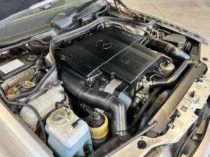 Afbeelding 30/62 van Mercedes-Benz E 500 (1995)