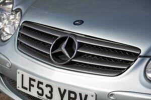 Bild 17/50 von Mercedes-Benz SL 500 (2003)