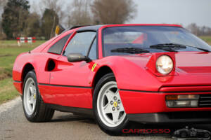 Afbeelding 11/44 van Ferrari 328 GTS (1987)