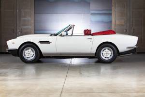 Bild 12/24 von Aston Martin V8 Volante (1983)