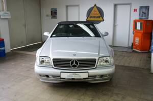 Image 7/33 of Mercedes-Benz SL 500 (2001)