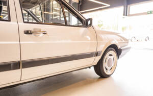 Image 36/132 of Volkswagen Santana 1.8 (1985)