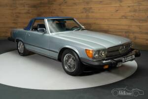 Image 3/19 of Mercedes-Benz 380 SL (1983)