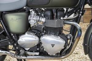 Imagen 28/38 de Triumph Bonneville T100 McQueen (2012)